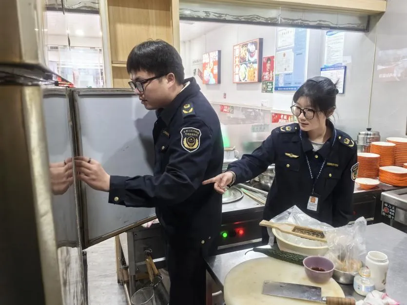 严守网络餐饮安全关|太姥山市场监督管理所开展食品安全专项检查