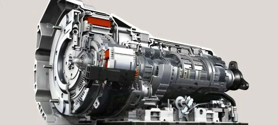 年销200万、吃下高端AT六成市场,采埃孚8AT明明有顿挫,为啥还成了“变速箱界奢侈品”?