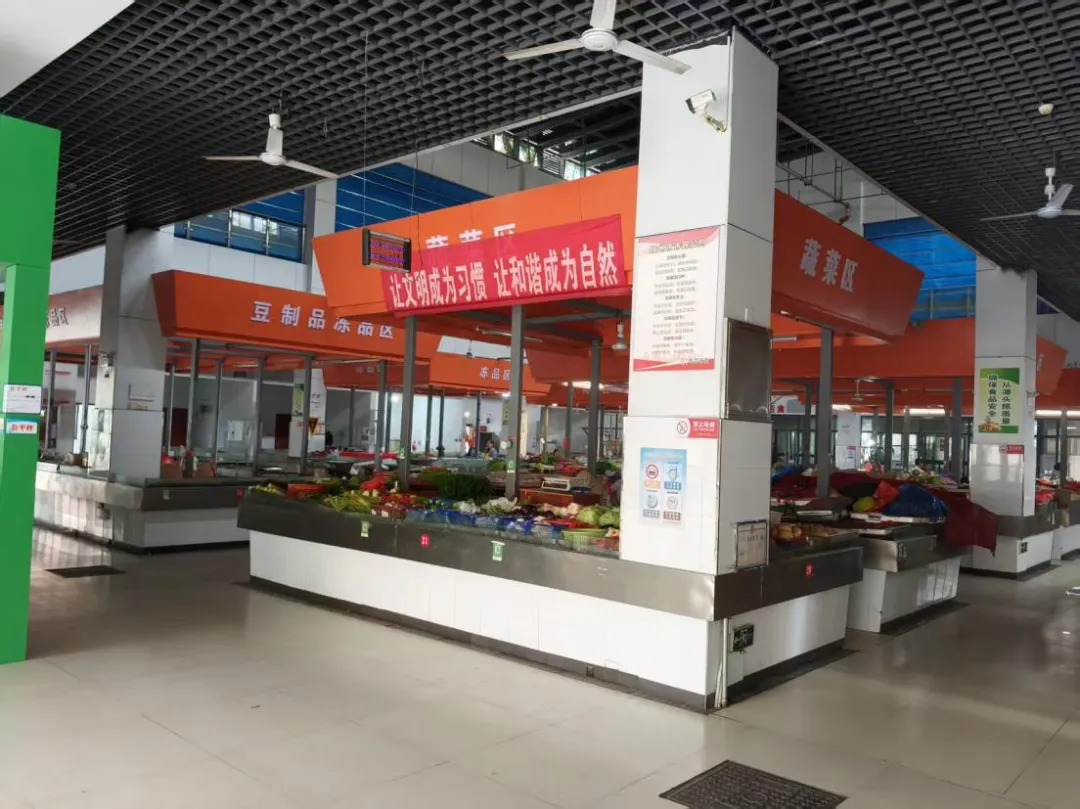 做文明有礼抚州人丨农贸市场烟火里飘出文明新风