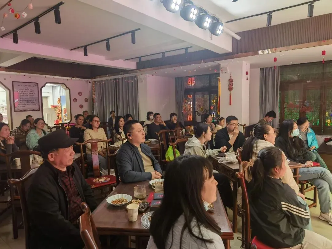 市演艺集团2026年第一期营销专班成功举行丨市旅游协会走进连云港腔调·盐河巷剧场 共探文旅融合新路径