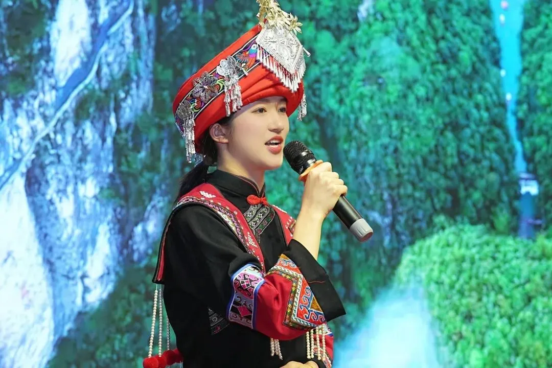 穿越山海 奔赴屏山——恩施州景区联合营销旅游推介会走进陕西咸阳