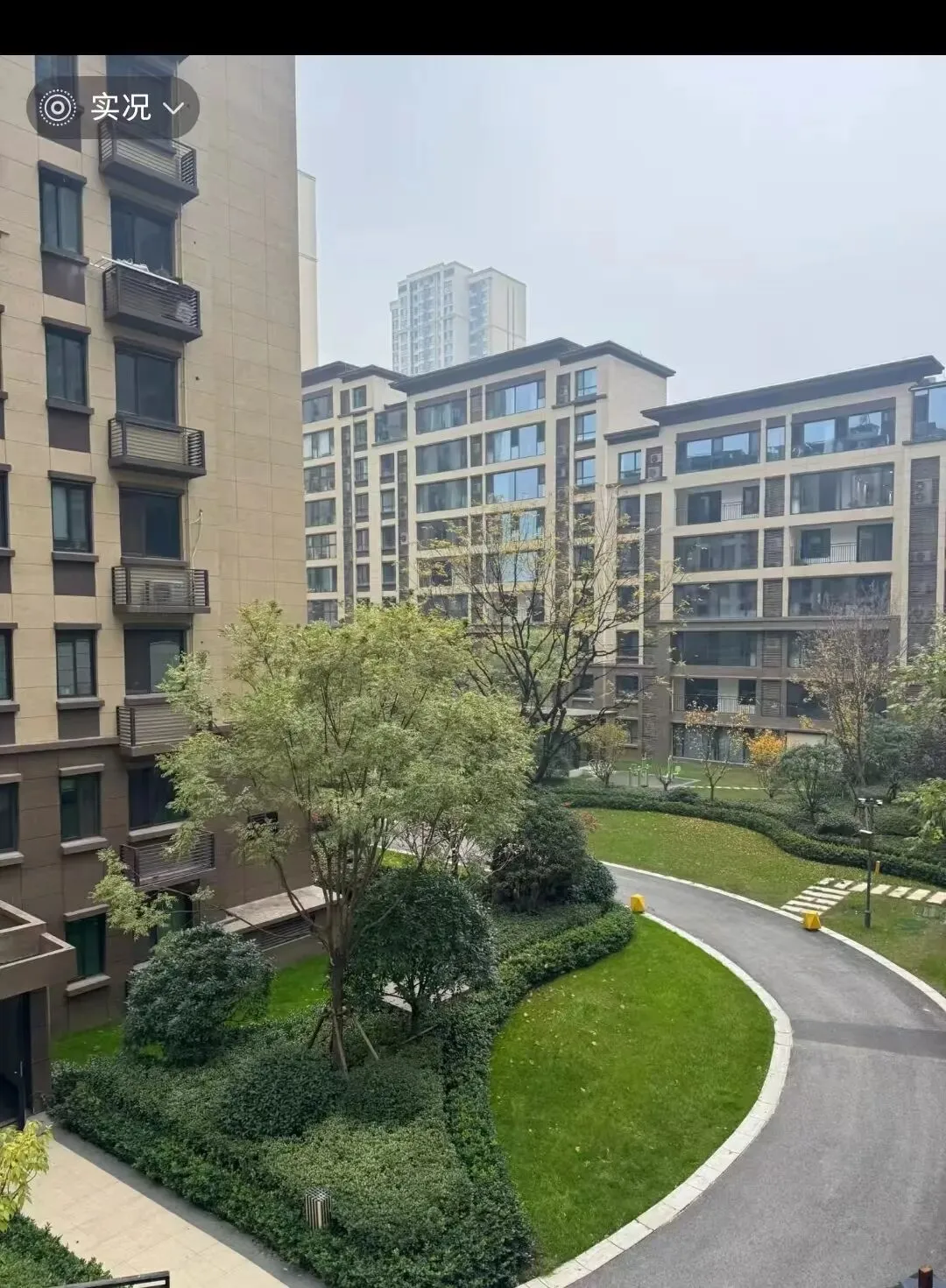 在西安,你的二手房卖不掉,不是市场太差,是你舍不得割那一刀