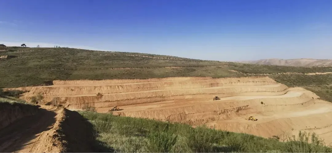 真正的农民是不懂得产品营销的,这几年有一部分不良商家打着助农的旗号,不断消耗农产品在人们心中的地位