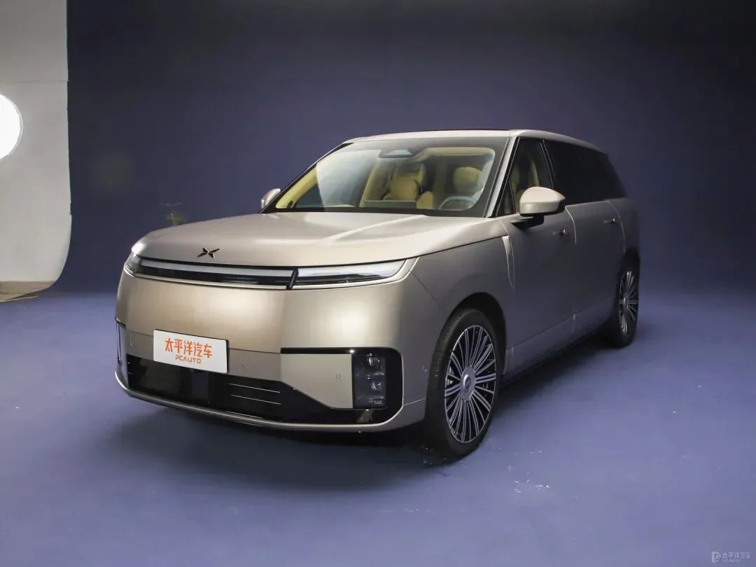 大型SUV市场彻底洗牌!小鹏GX预售39.98万,三零重力座椅,长途舒适直接躺平