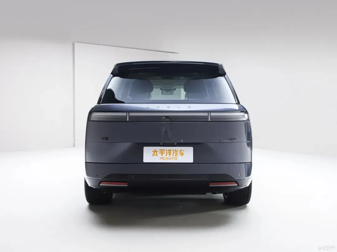 大型SUV市场彻底洗牌!小鹏GX预售39.98万,三零重力座椅,长途舒适直接躺平