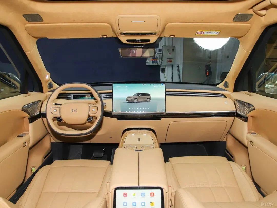 大型SUV市场彻底洗牌!小鹏GX预售39.98万,三零重力座椅,长途舒适直接躺平