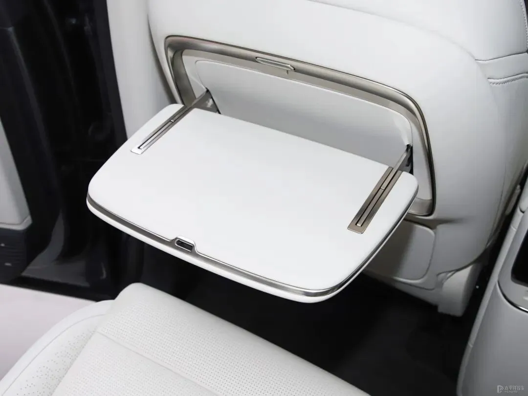 大型SUV市场彻底洗牌!小鹏GX预售39.98万,三零重力座椅,长途舒适直接躺平