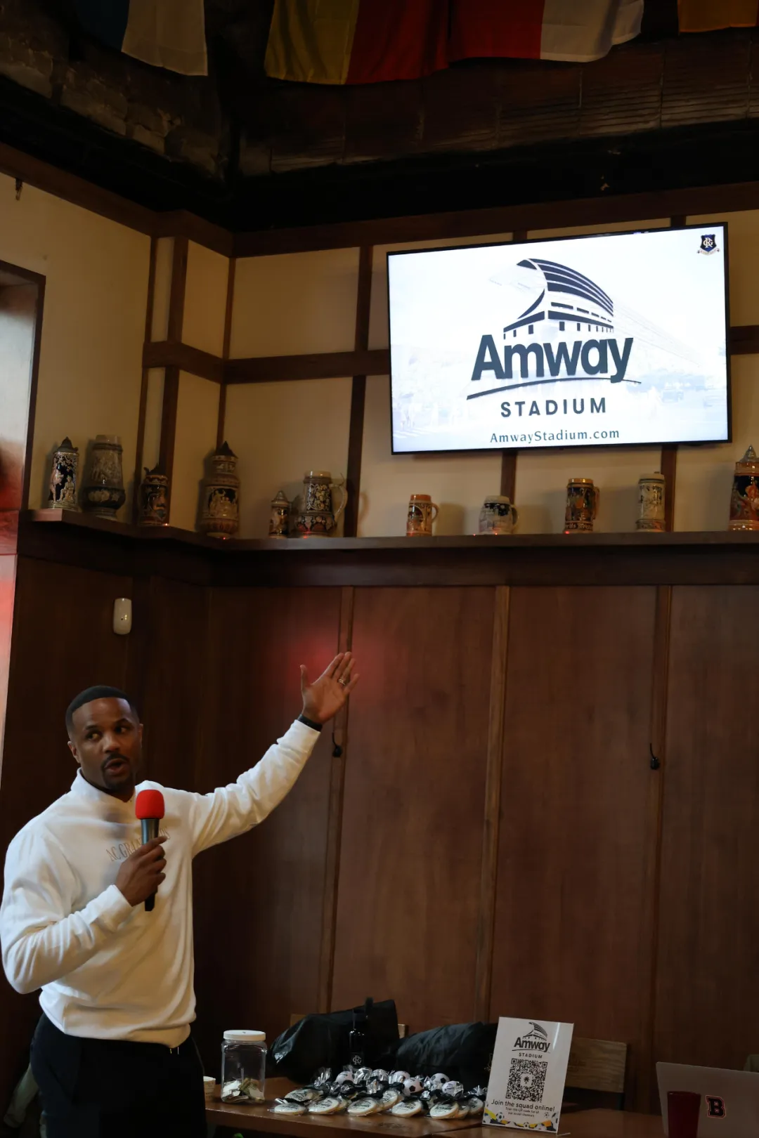 安利新体育场LOGO亮相:安利体育营销的全球布局与中国实践