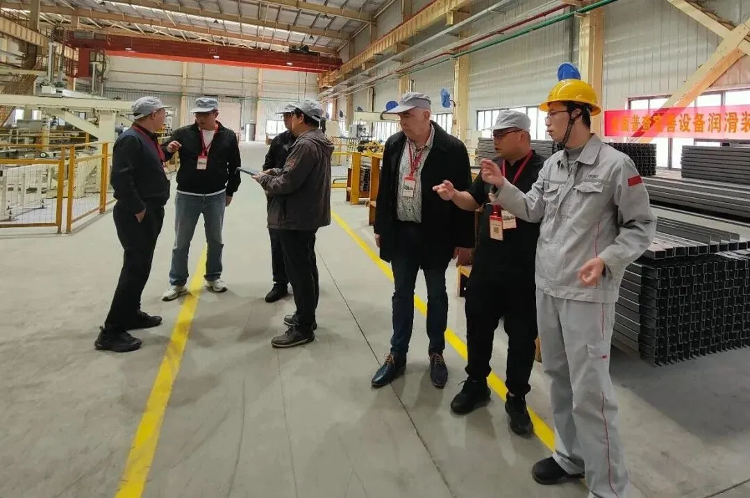 【营销动态】欧洲考察团到访!专汽海外布局再添新动力