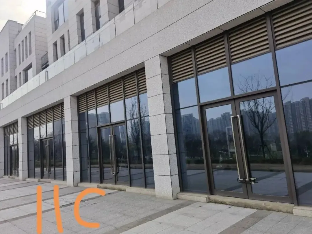 泰发祥半山企业天地营销中心/稀缺独栋铺/资产保值/高端办公人流/可明火餐饮/独立门头