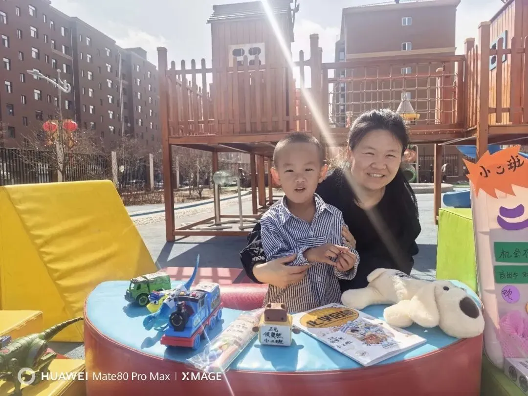 以市集育成长 以好物传温情——“跳蚤市场”里的生活实践活动