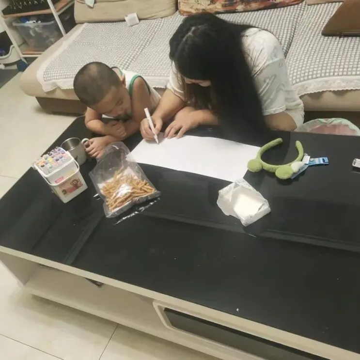 以市集育成长 以好物传温情——“跳蚤市场”里的生活实践活动