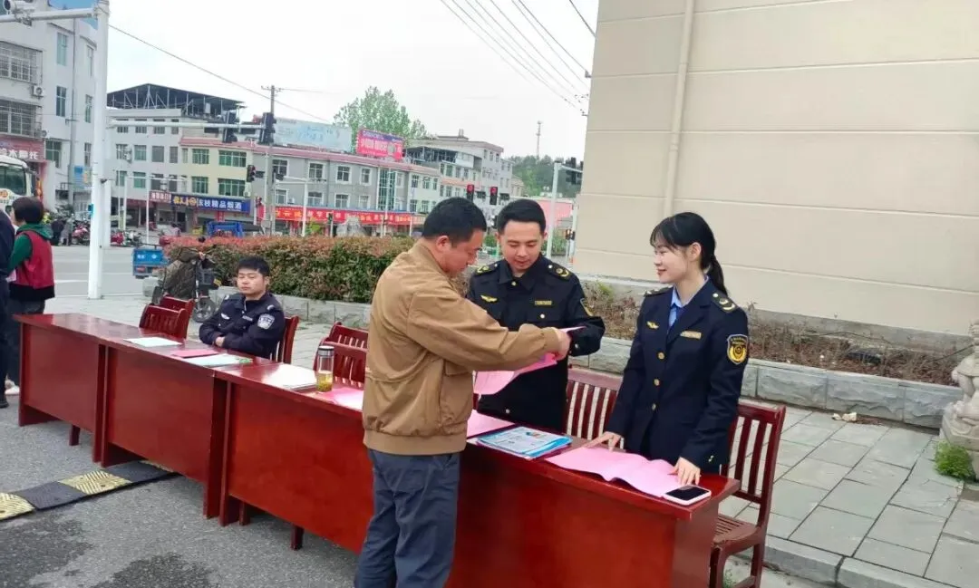 【国家安全教育月】罗田县市场监管局多形式开展国家安全日普法宣传