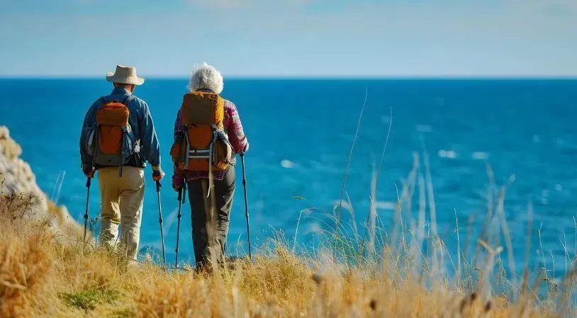 视频号银发经济爆发:12万亿市场,谁在抢占先机?