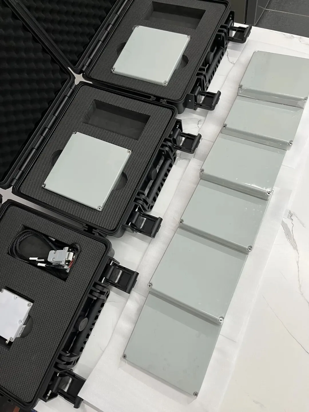 市场风云变化的,都要八阵元,我们正在做,下个月到,为您推荐四阵元的GIM吧,抗干扰+抗诱骗,价格只有以前的十分之一,单干扰接近120