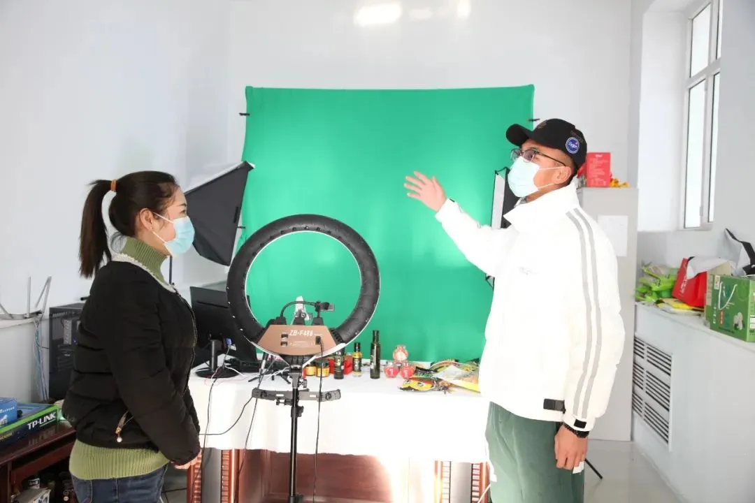 【全民营销】九三分公司:统筹互动多平台 线上营销有活力