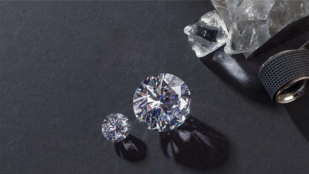 钻石市场呈现“冰火两重天”格局