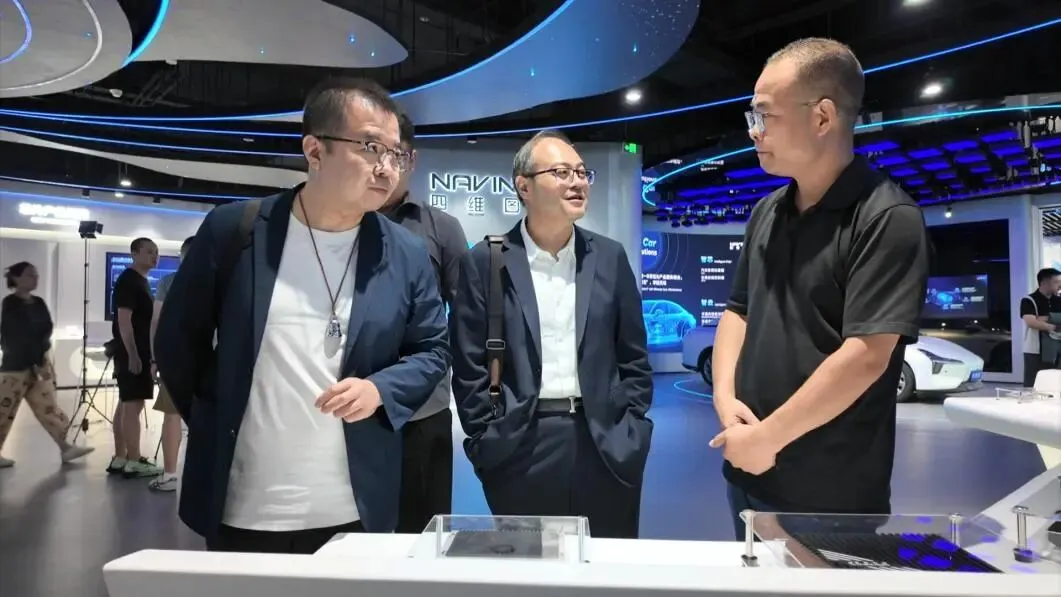 九方云深度洞察,汽车智能化背后的万亿市场新机遇