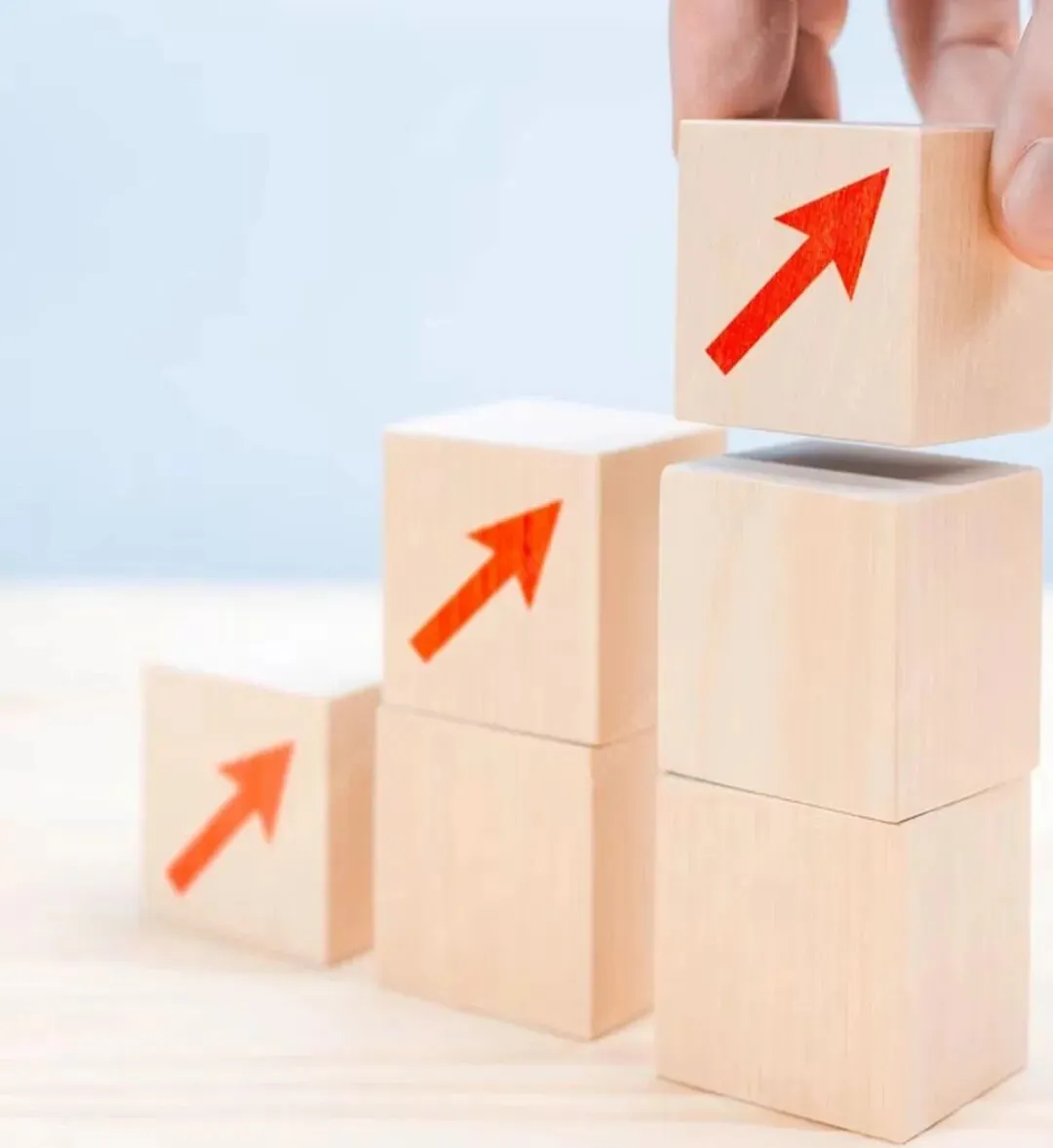 聚焦主力产品、聚焦本土市场······白酒业从扩张转向防守?