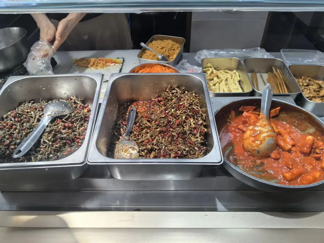 市场里的韩味宝藏!金福卷正宗韩式小菜,一口沦陷地道风味