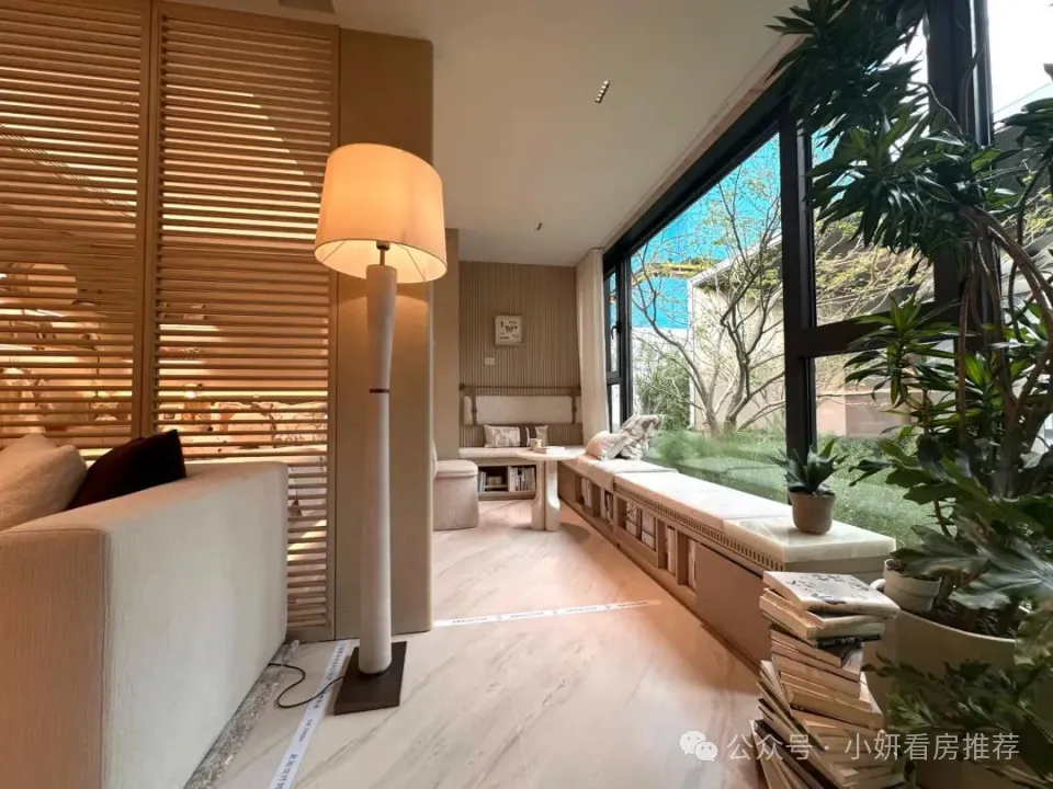 翡云悦府 销售中心(营销中心)首页!楼盘信息全面更新,涵盖小区环境、户型图集、价格详情及地址周边配套介绍