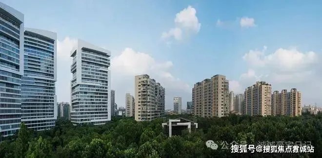 中鹰黑森林 | 中鹰黑森林 (营销中心) 官网 – 2026销售中心 (售楼处)-楼盘欢迎您 – 价格 / 户型 / 地址 / 环境 / 配套 / 交房时间 / 电话