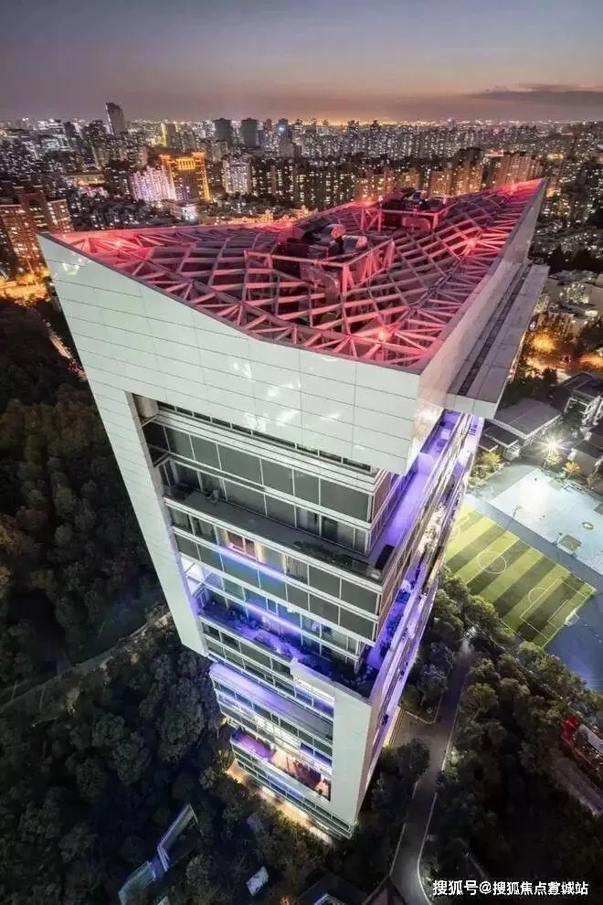 中鹰黑森林 | 中鹰黑森林 (营销中心) 官网 – 2026销售中心 (售楼处)-楼盘欢迎您 – 价格 / 户型 / 地址 / 环境 / 配套 / 交房时间 / 电话