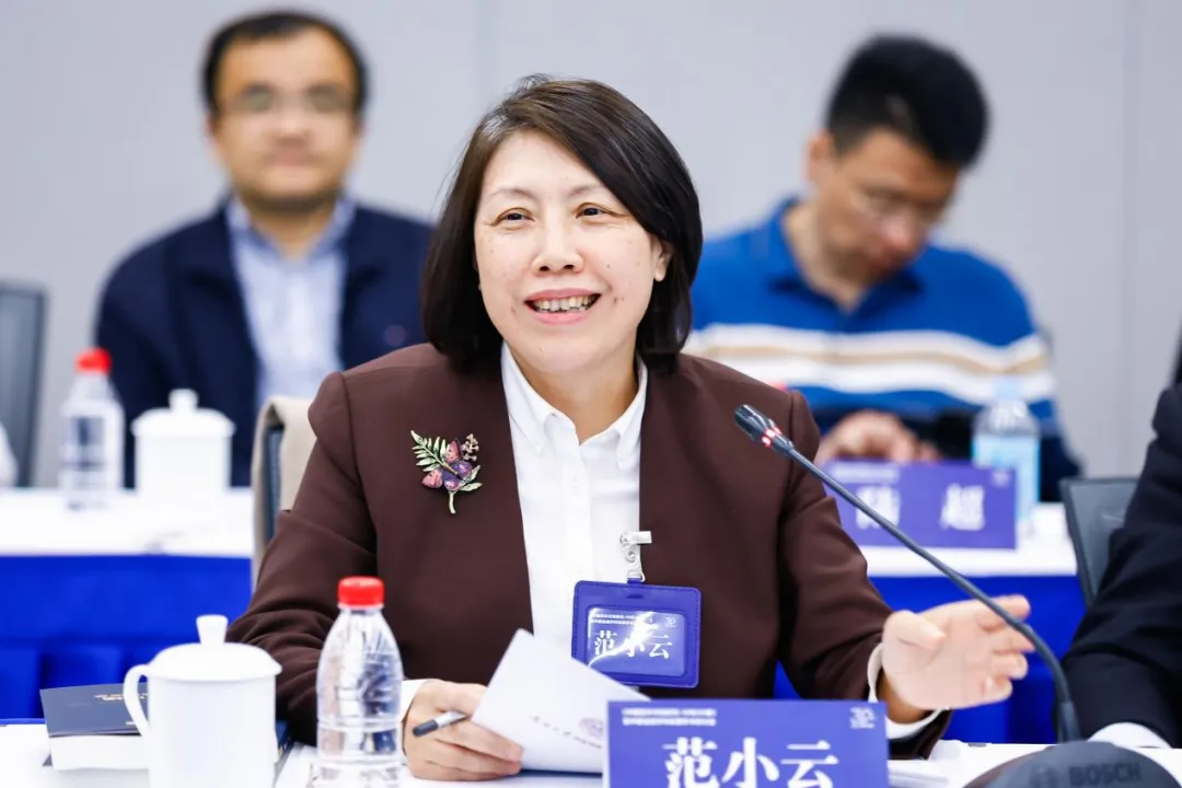 《中国资本市场研究·30年30卷》发布