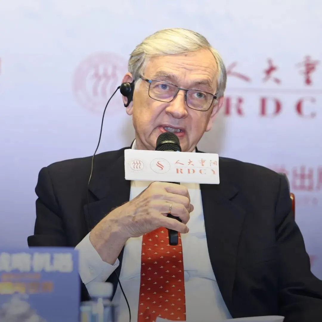 《中国资本市场研究·30年30卷》发布