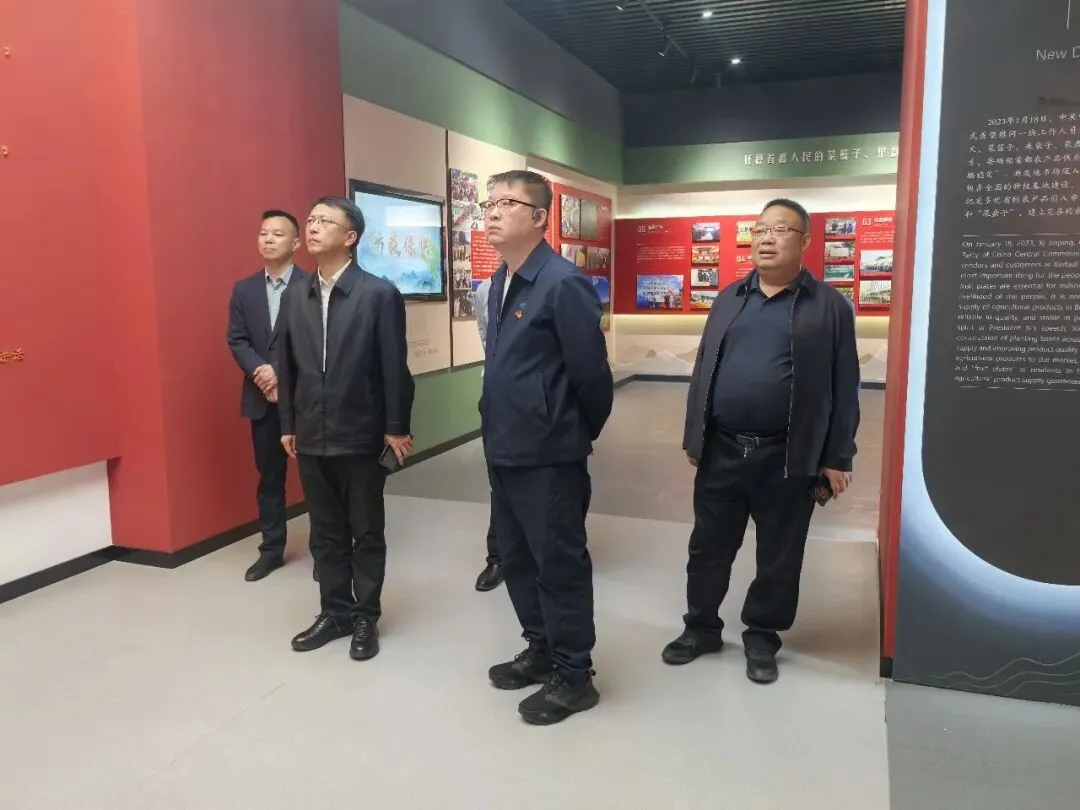 【市场新闻】和田地委副书记张彤率队到访新发地共筑疆品进京“黄金通道”