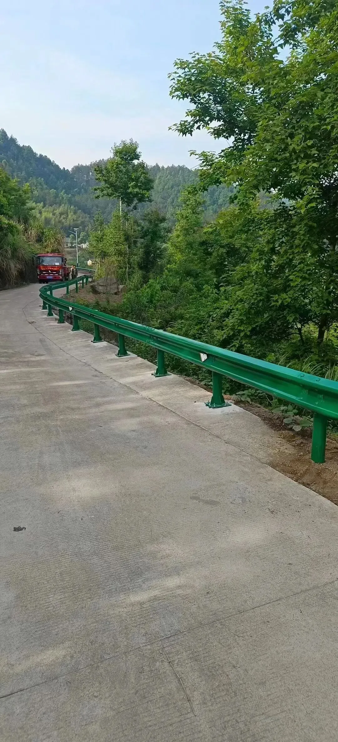 波形护栏详细规格、材质、适用路段及市场报价大全