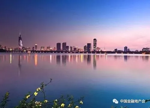 周期之王:解码李嘉诚跨市场套利的终极智慧