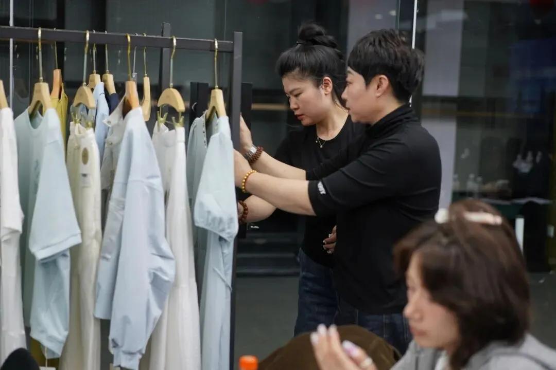 风锐视觉&五联商业 | 陈列搭配营销内训圆满落幕,100+品牌共赴增长之约!