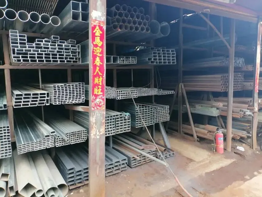 昨天去了钢铁市场在开封市公园路,你们去过吗?