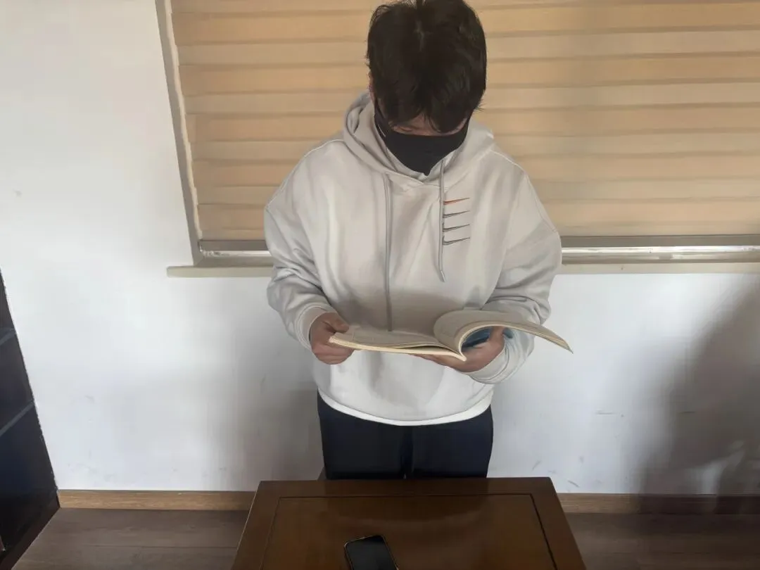 品读经典 润泽人生|市场小学“青藤书院”啃读坊四月份教师啃读活动