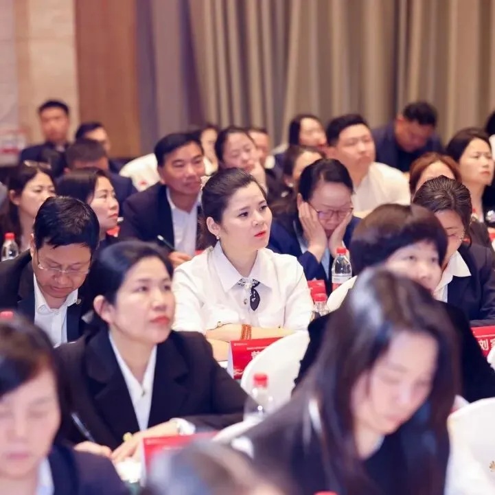 富德生命人寿赣分营销条线2025年度高峰会庆典暨2026年二季度组织发展培训赋能大会圆满举办