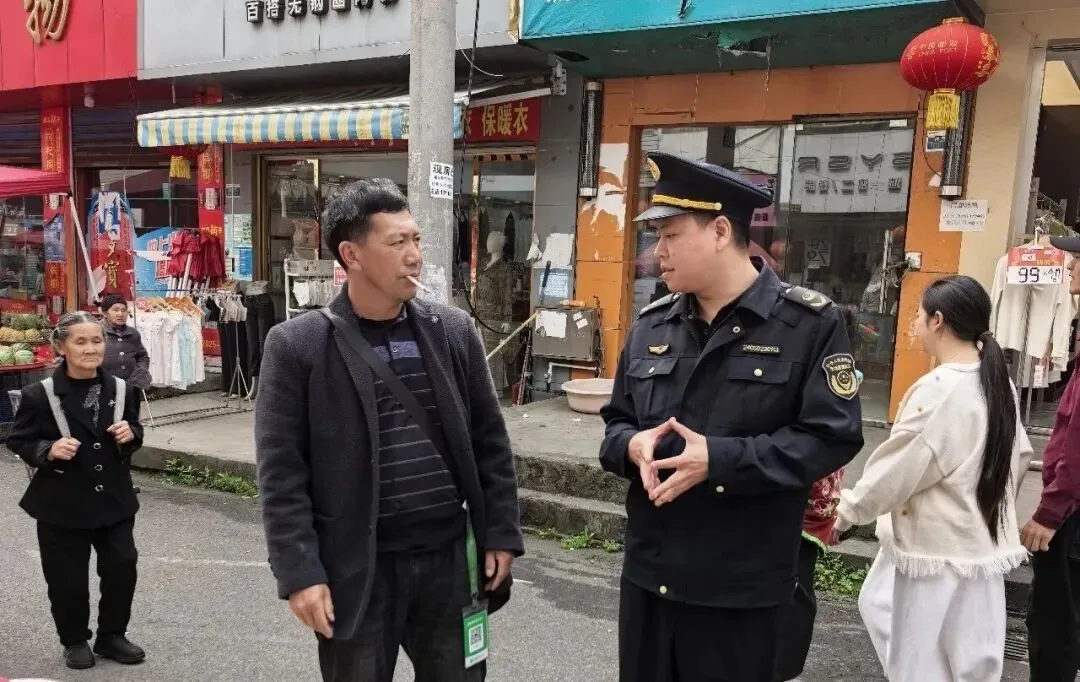 大方县市场监管局开展农贸市场、建材市场“市霸”排查整治