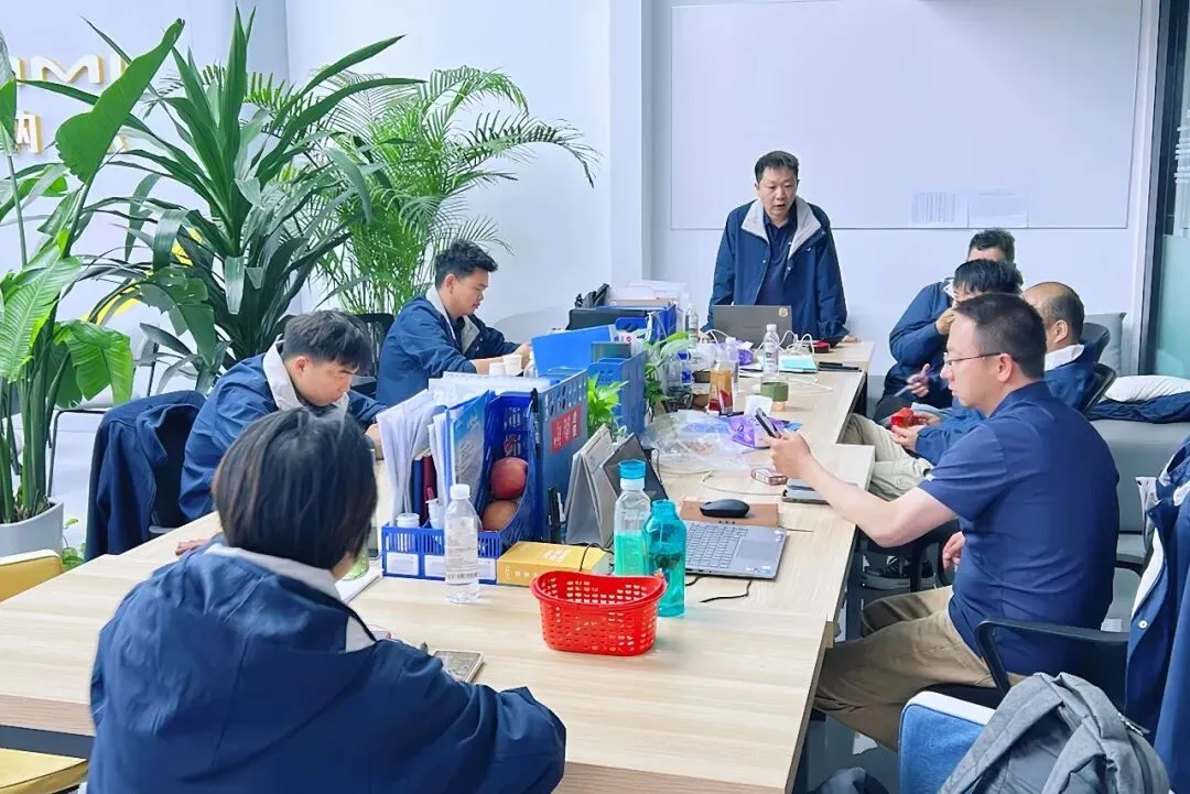 “做销售没有捷径,就是’盯’”:一支营销铁军的自我修养