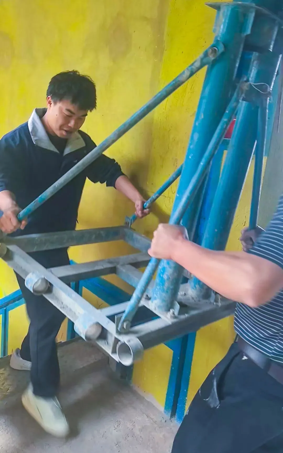 “做销售没有捷径,就是’盯’”:一支营销铁军的自我修养