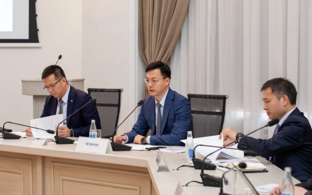 中国电建海外投资与阿塞拜疆共拓新能源市场