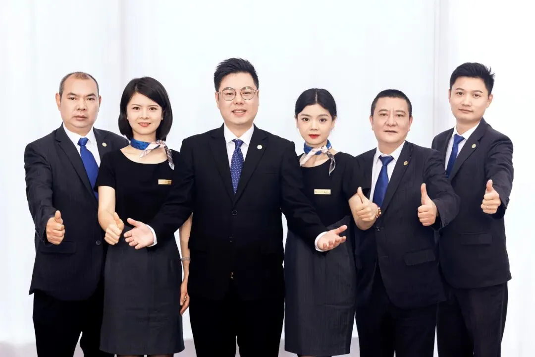 豪家标杆 || 从“跨界新人”到“市场舵手”——解码李奕承的“豪布斯卡式”成长