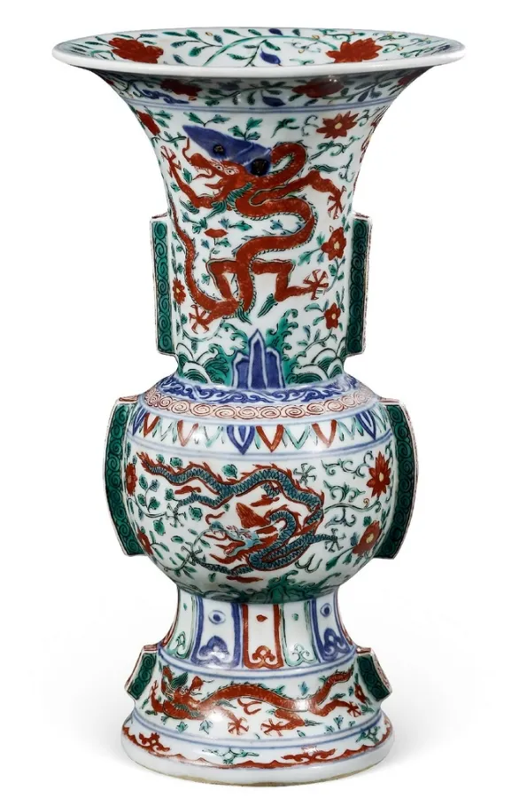 万历青花五彩:藏家私藏内幕曝光,其市场价值被严重低估