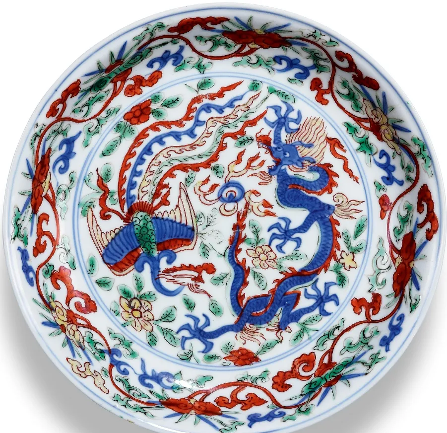 万历青花五彩:藏家私藏内幕曝光,其市场价值被严重低估