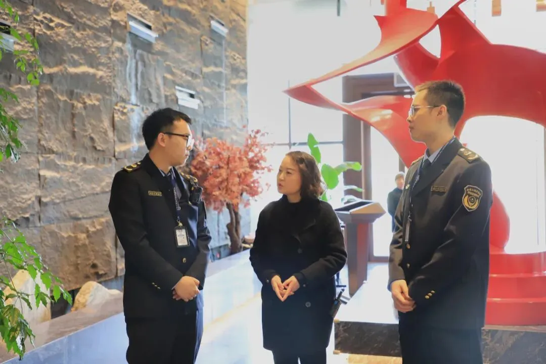 湖口县市场监督管理局开展“随机查餐厅”活动