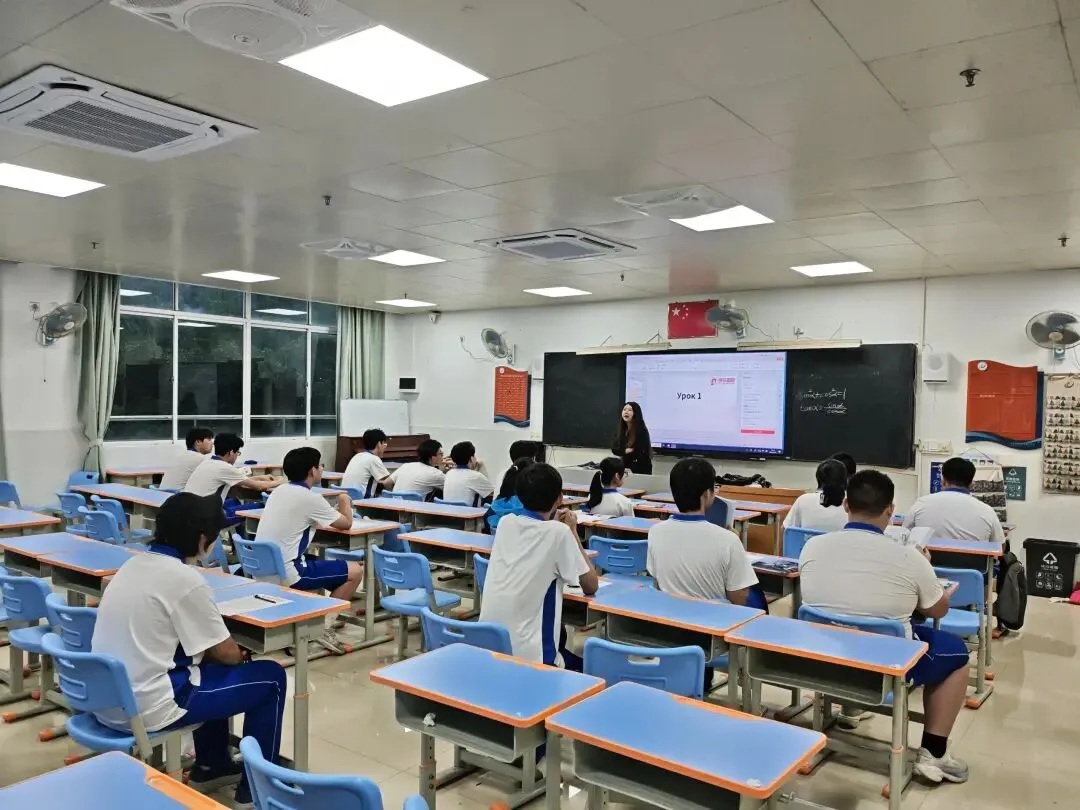 立足教学研究与市场导向,构建小语种高品质教材体系