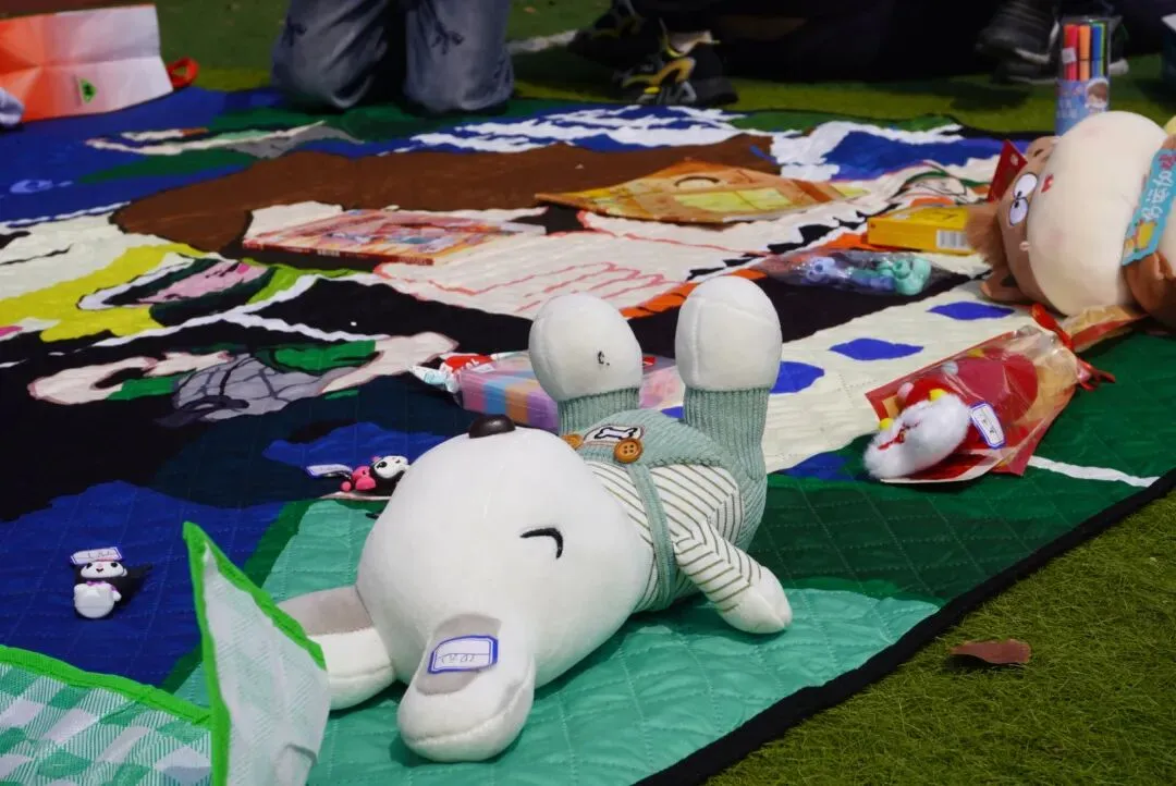 《小市场·大德育》 —我是MAN掌柜 ——华山小学三年级“跳蚤”火热开市!