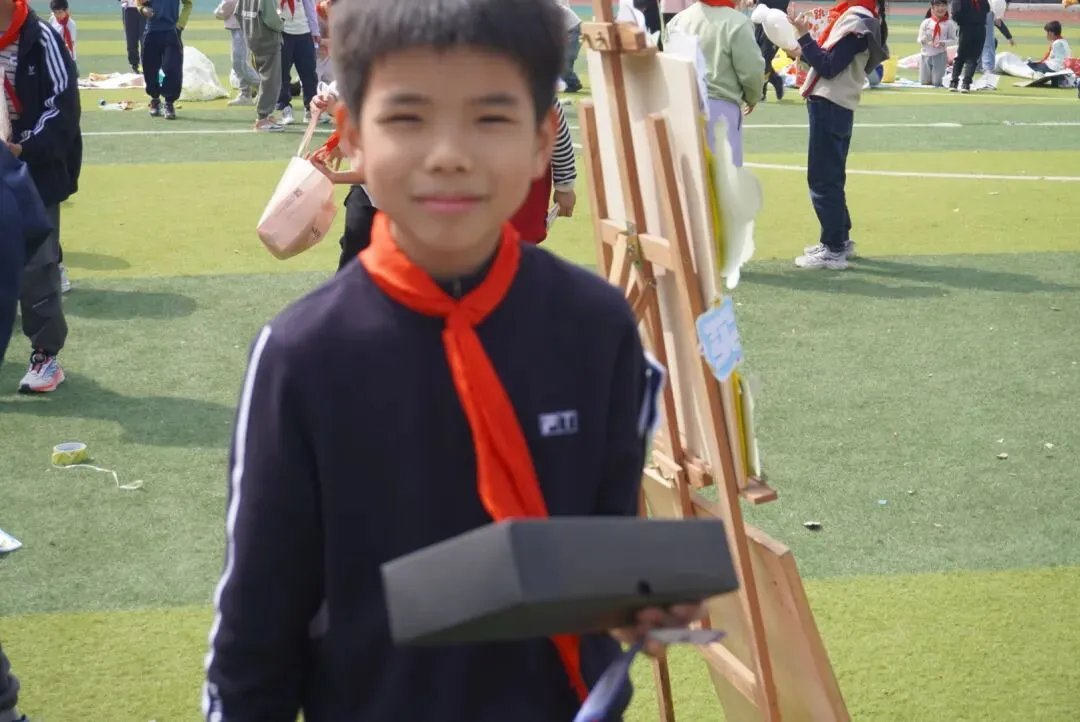 《小市场·大德育》 —我是MAN掌柜 ——华山小学三年级“跳蚤”火热开市!