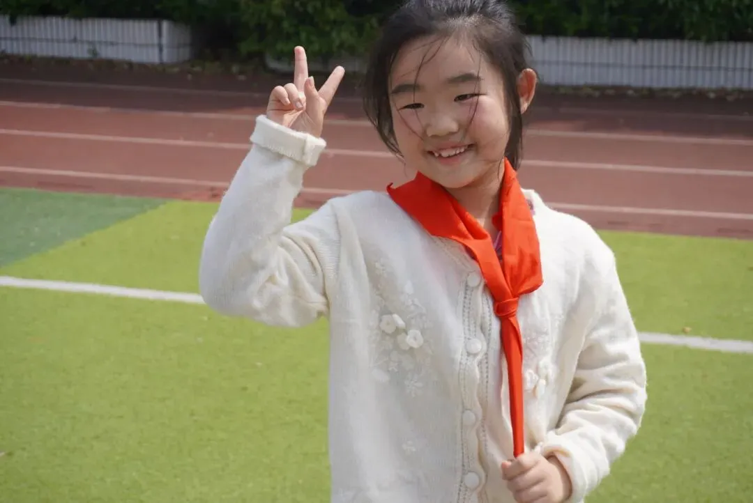 《小市场·大德育》 —我是MAN掌柜 ——华山小学三年级“跳蚤”火热开市!