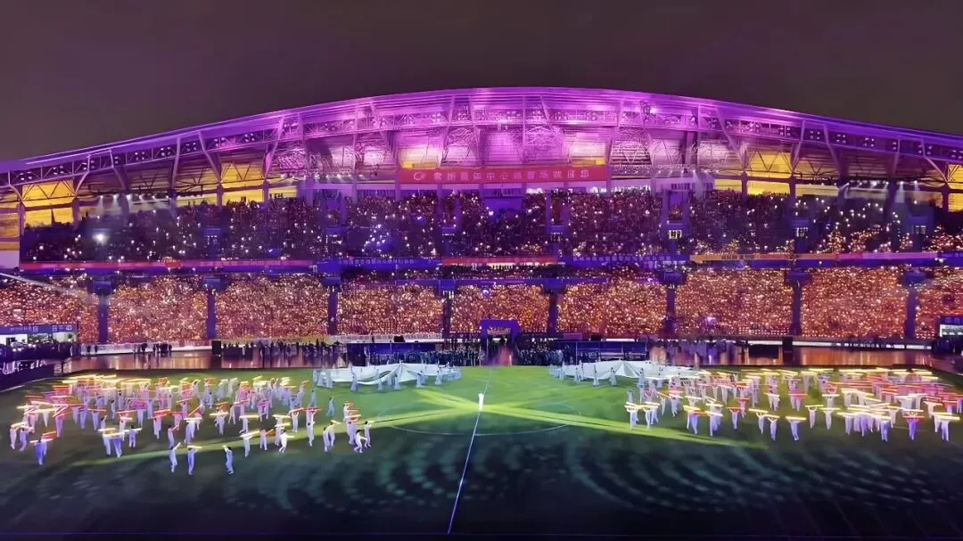 拆解苏超爆火逻辑:“烟火营销”是如何完成品牌叙事“降维”的?