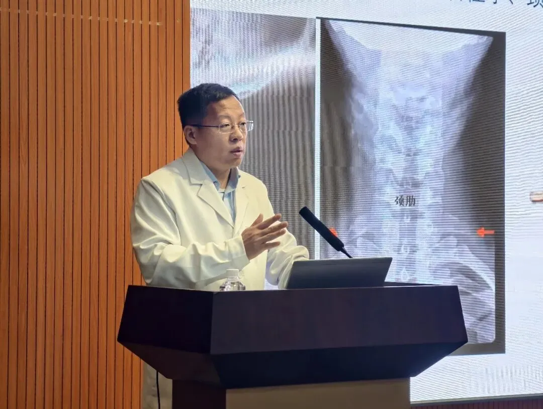 营销总部召开健康主题月暨驻外志愿服务团队成立启动会